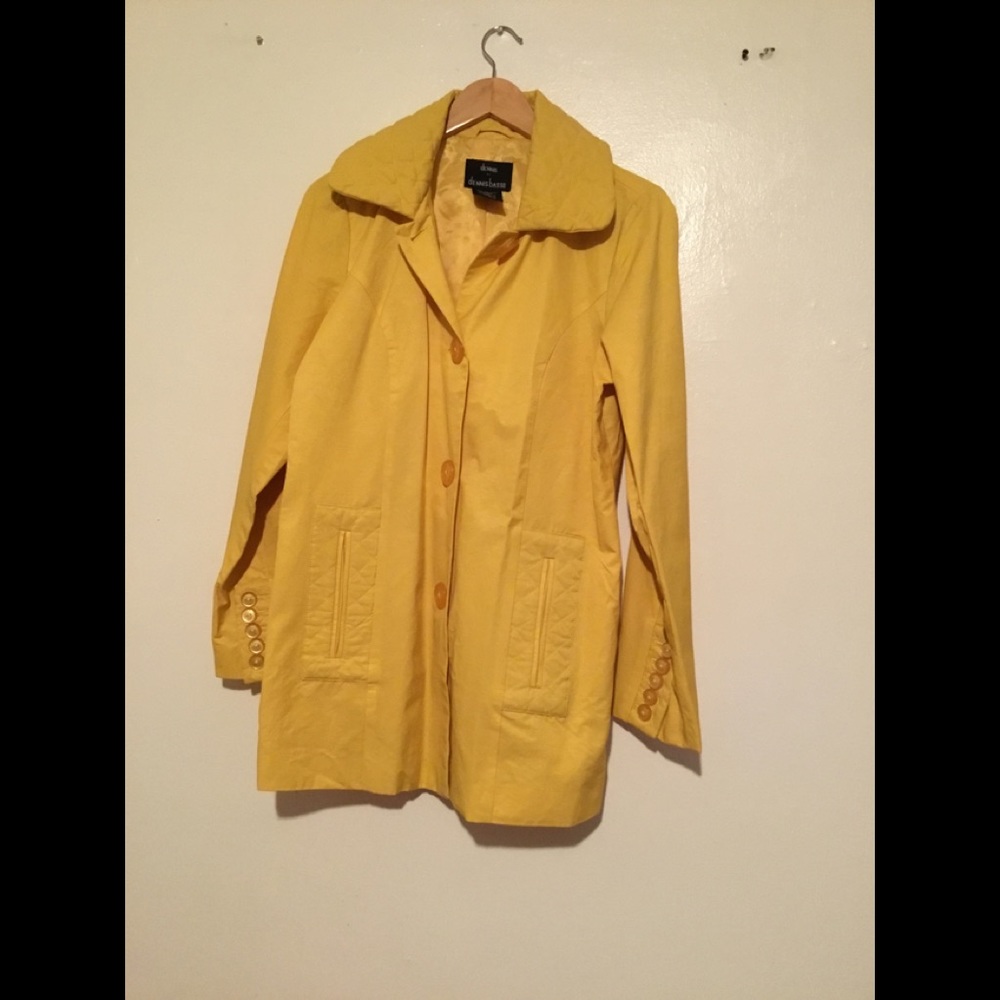 Dennis by Dennis basso yellow spring jacket Pretty